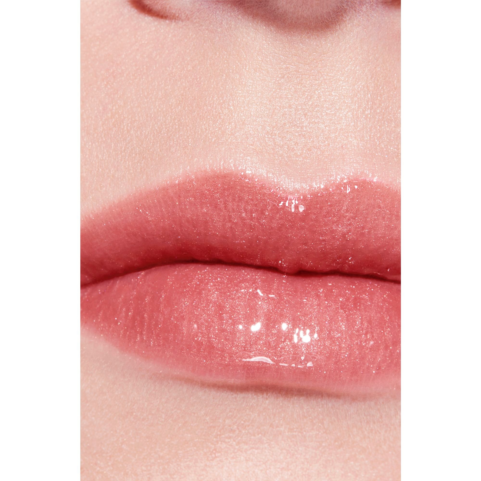 GLOSS DE ALTO BRILHO HIDRATANTE E SUAVIZANTE
