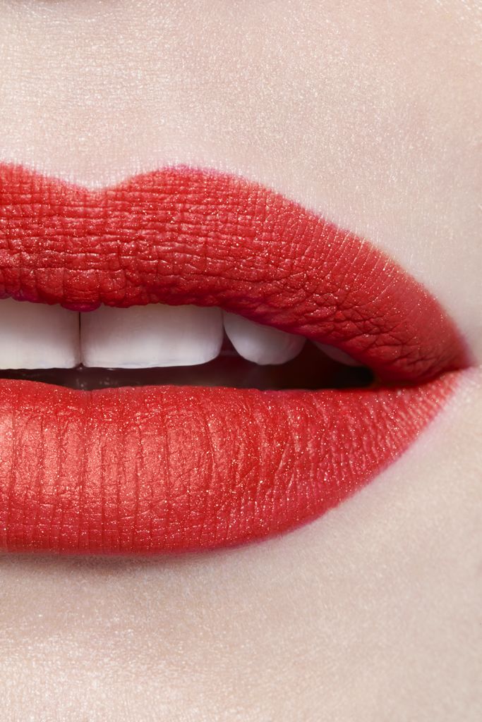ROUGE ALLURE VELVET