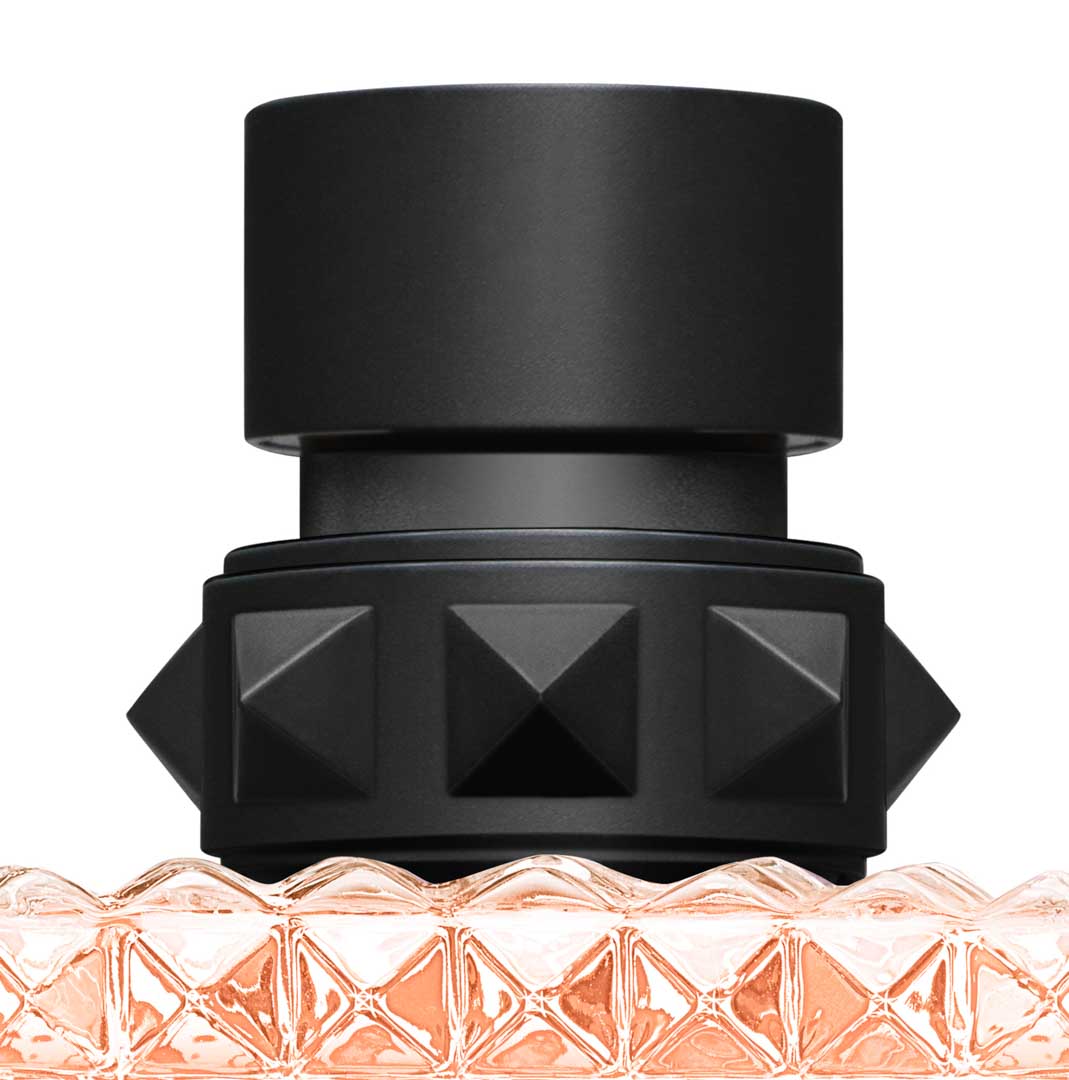 Donna Born In Roma Coral Fantasy Edp Spray