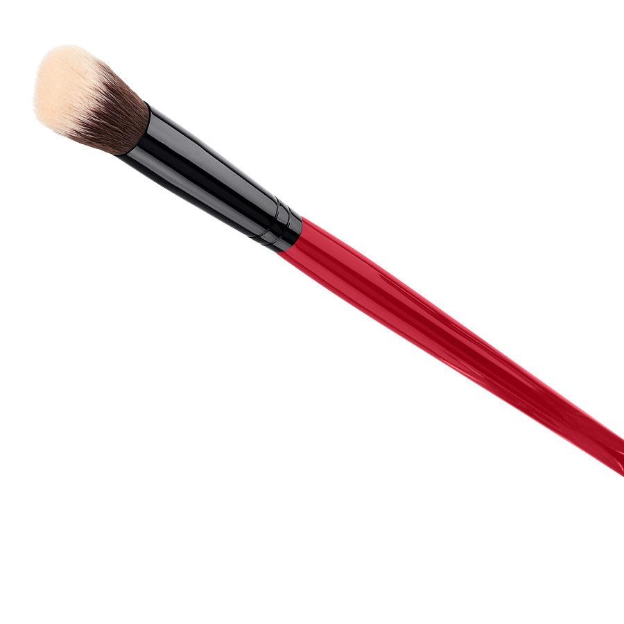 Blurring Concealer Brush