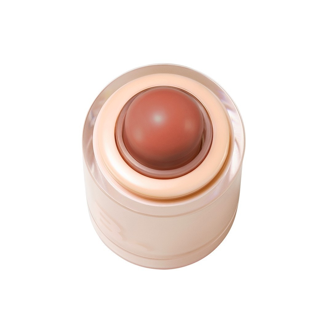 Lip Cheek