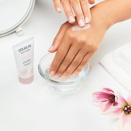 Hands & Nails Scrub