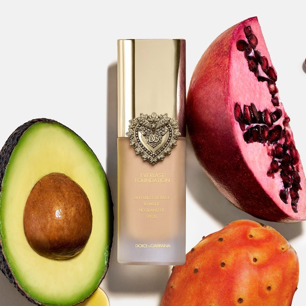 Flawless Foundation SPF 20