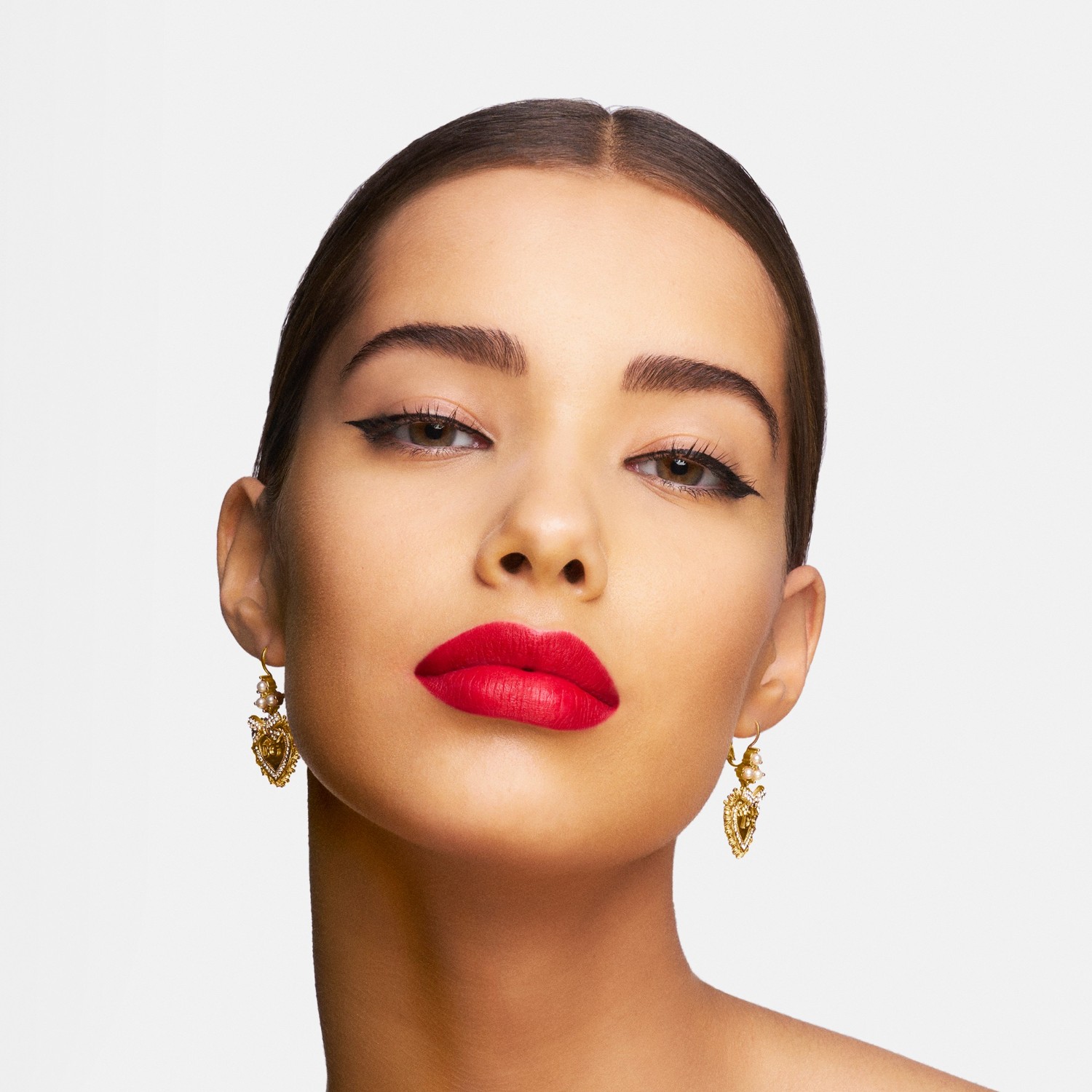Flawless Foundation SPF 20