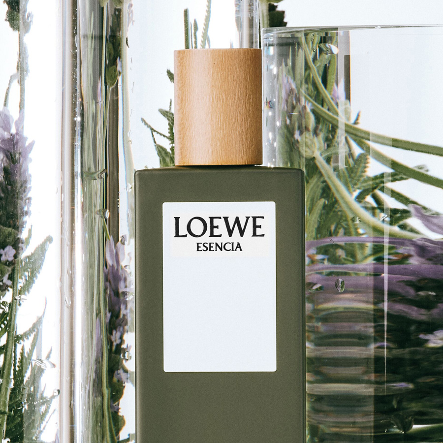 Esencia Eau de Toilette Spray