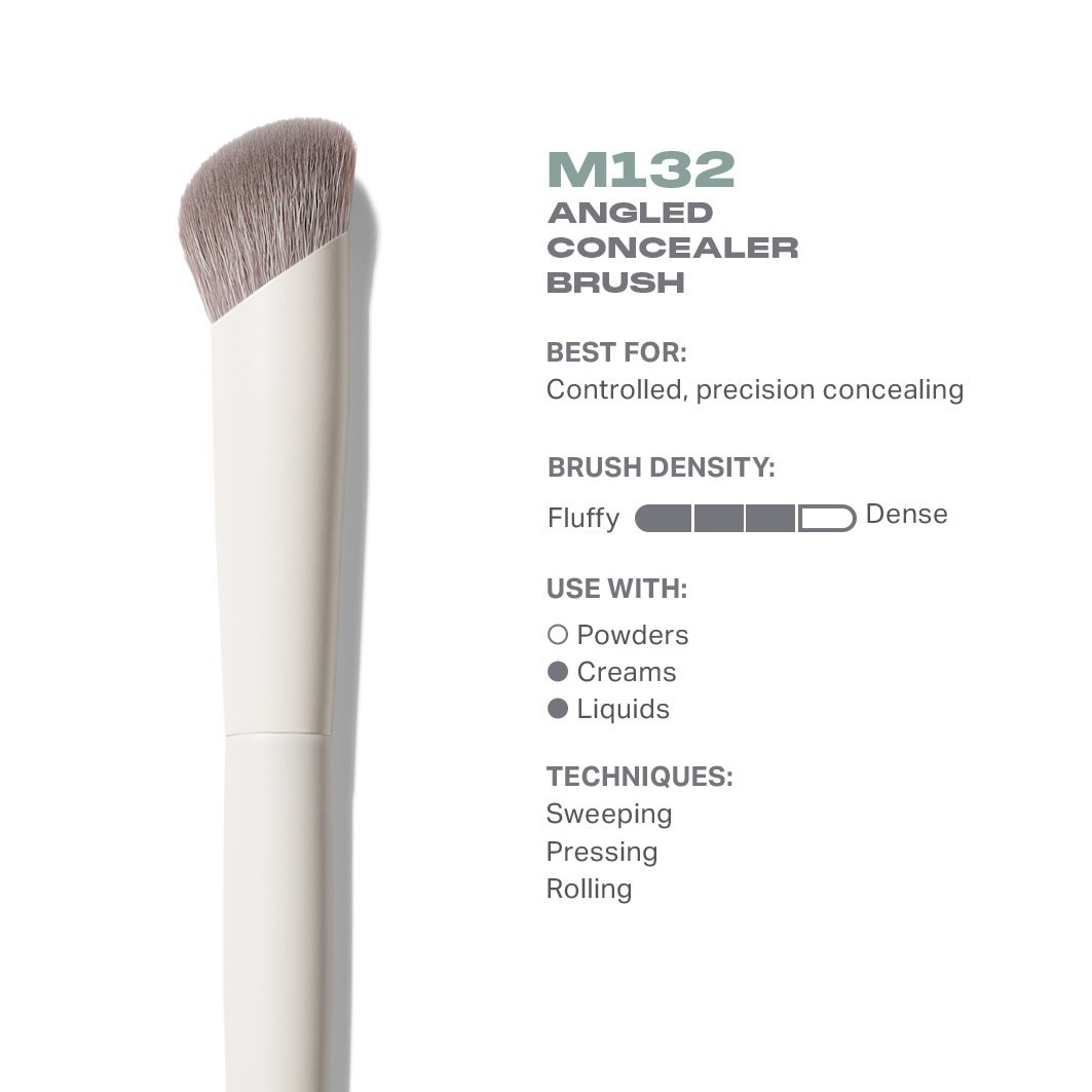 M132 Concealer Brush