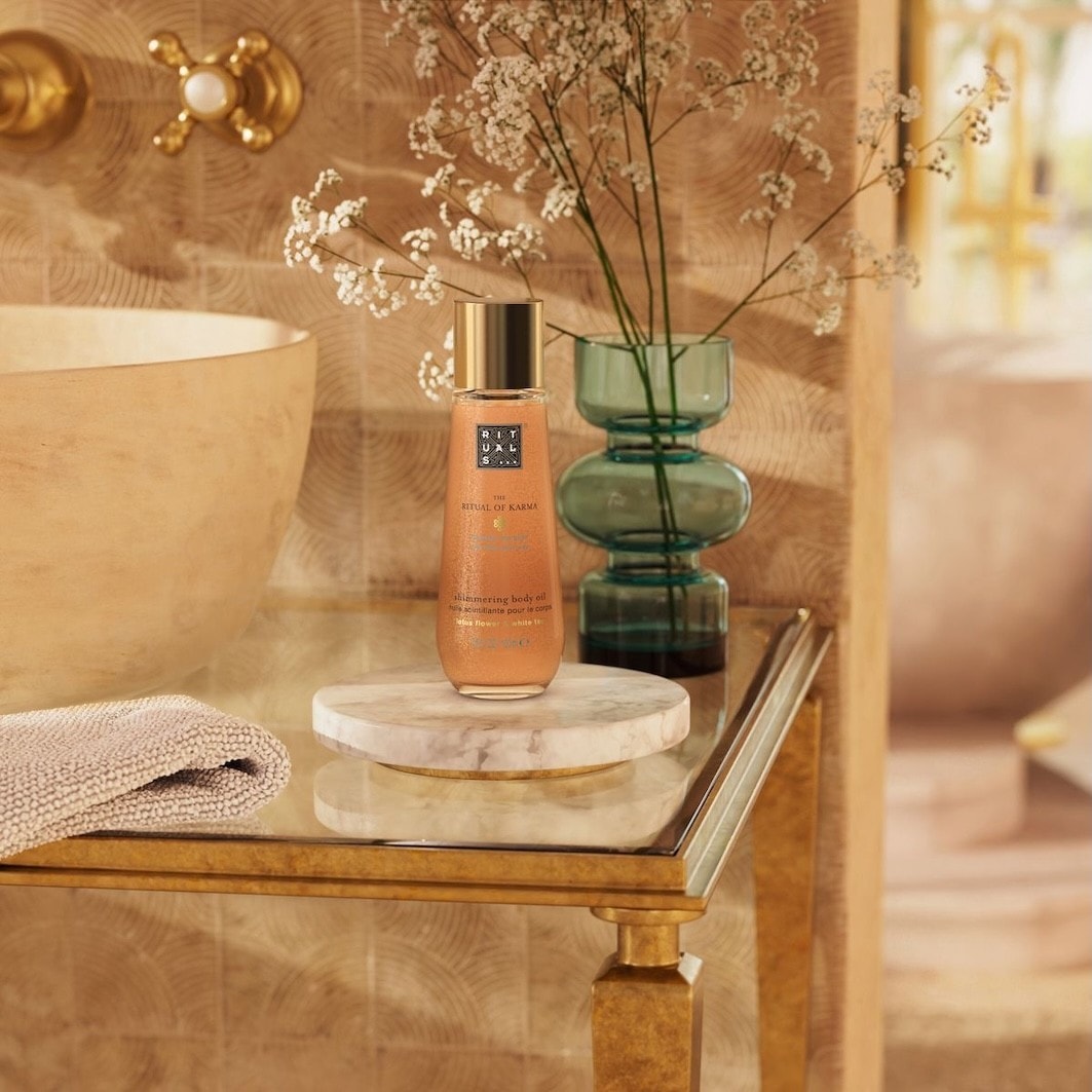 Shimmering Body Oil