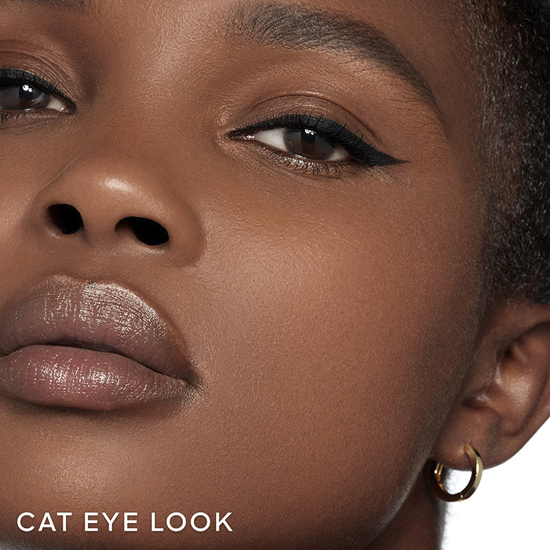 Graphic Liner Black