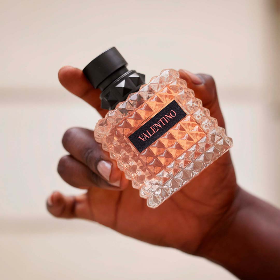 Donna Born In Roma Coral Fantasy Edp Spray