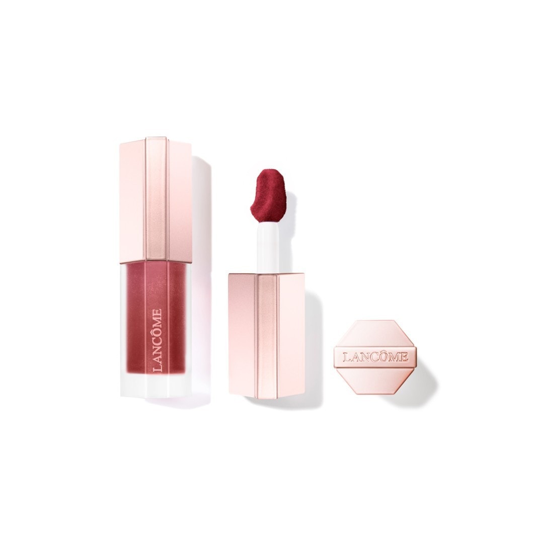 Lipstick Cuddle Blur