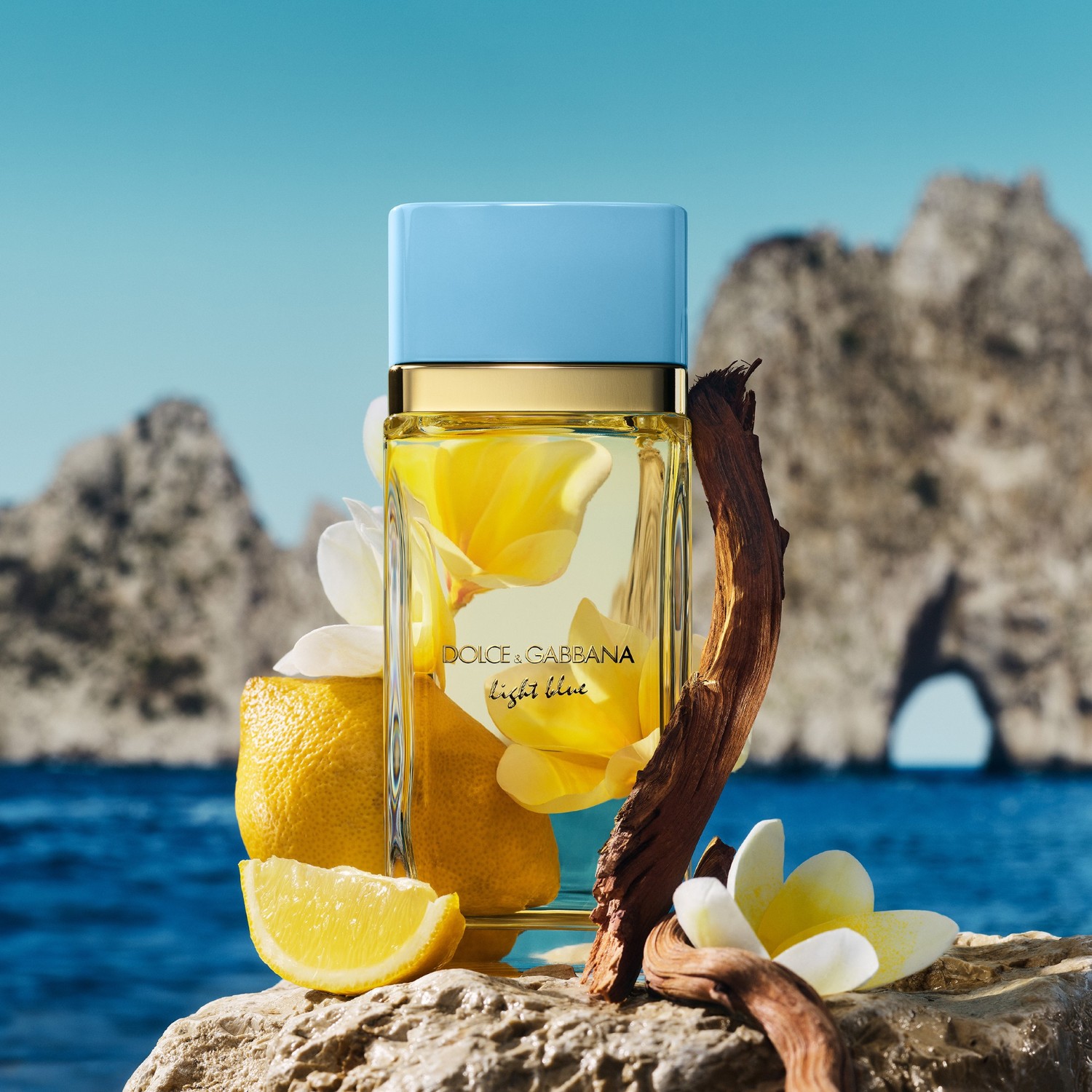 Light Blue Eau de Parfum Spray
