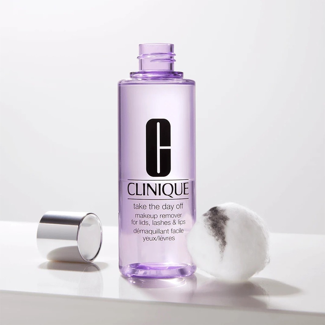 Clinique Take The Day Off Makeup