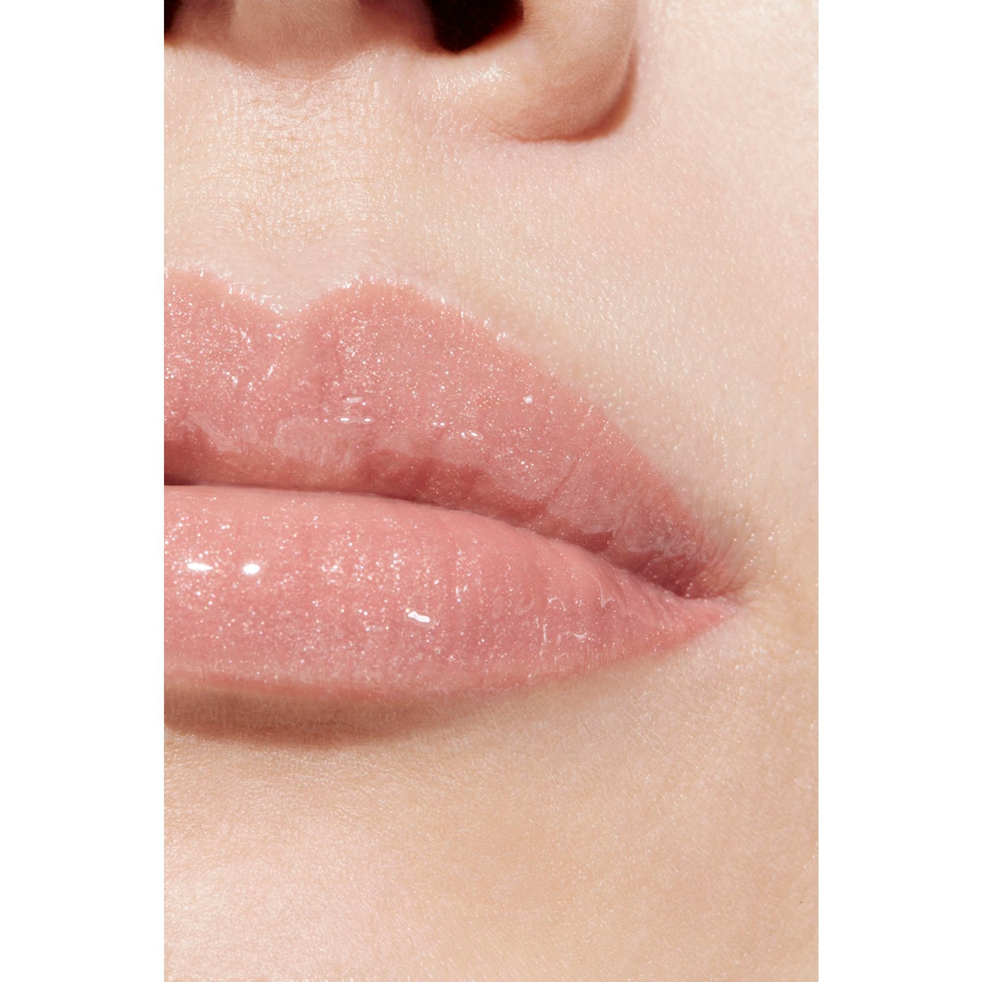 GLOSS DE ALTO BRILHO HIDRATANTE E SUAVIZANTE