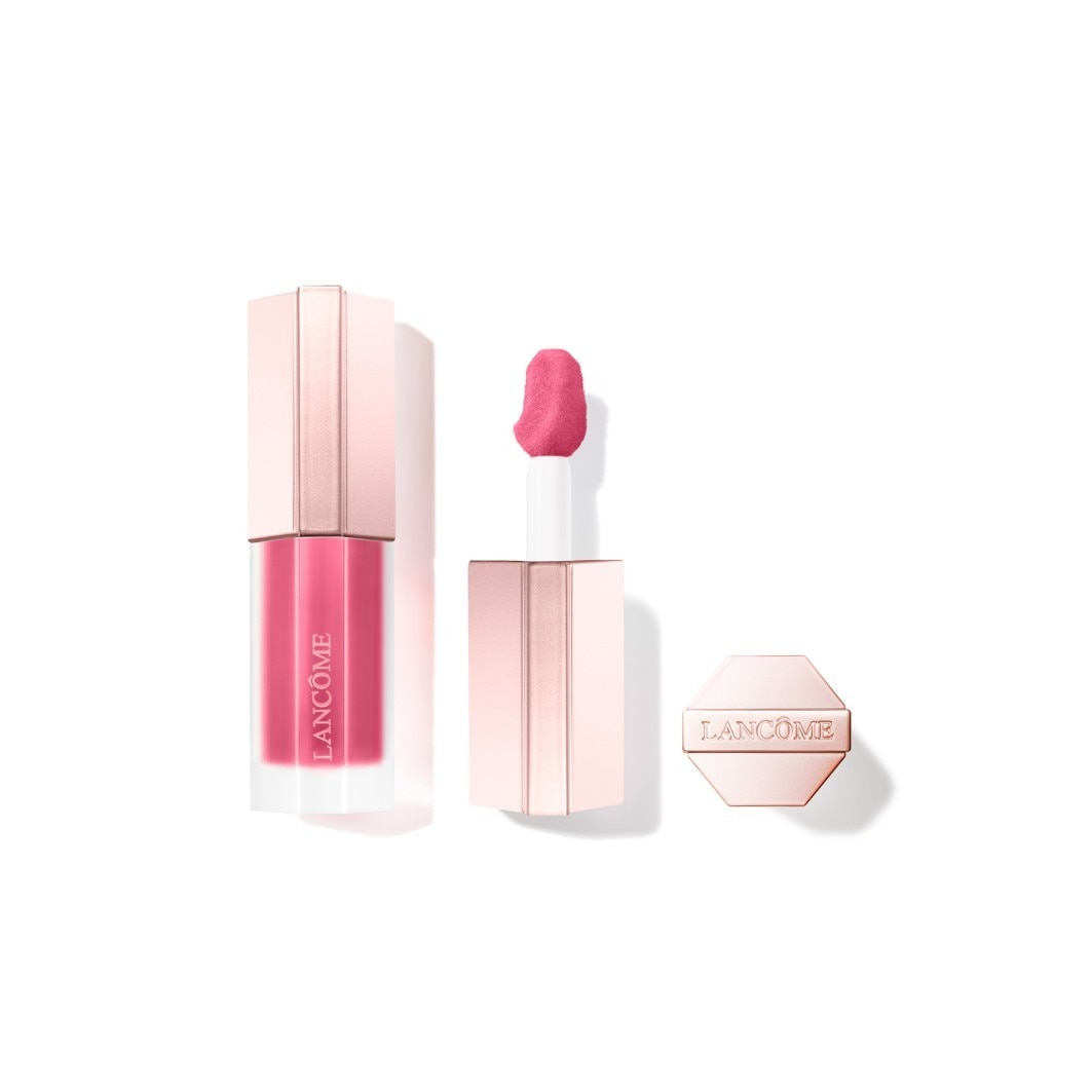 Lipstick Cuddle Blur