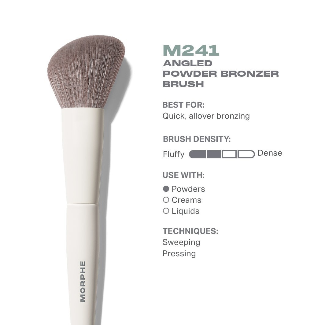 M241 Bronzer Brush