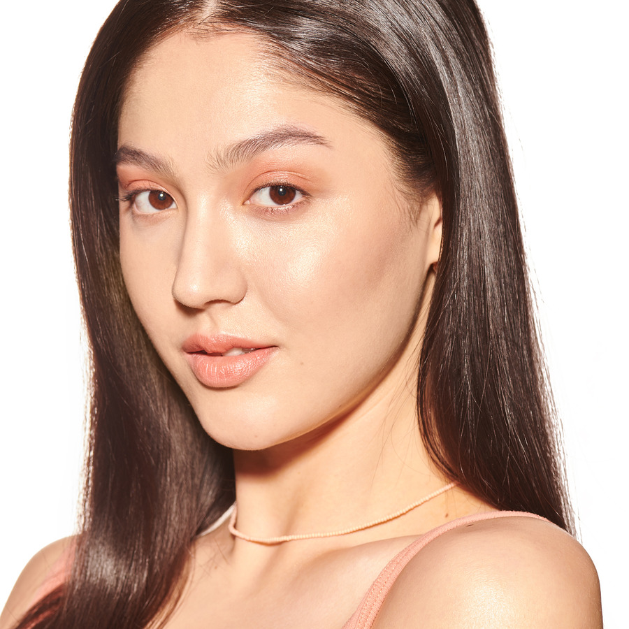Moonlight Illuminating Face Primer