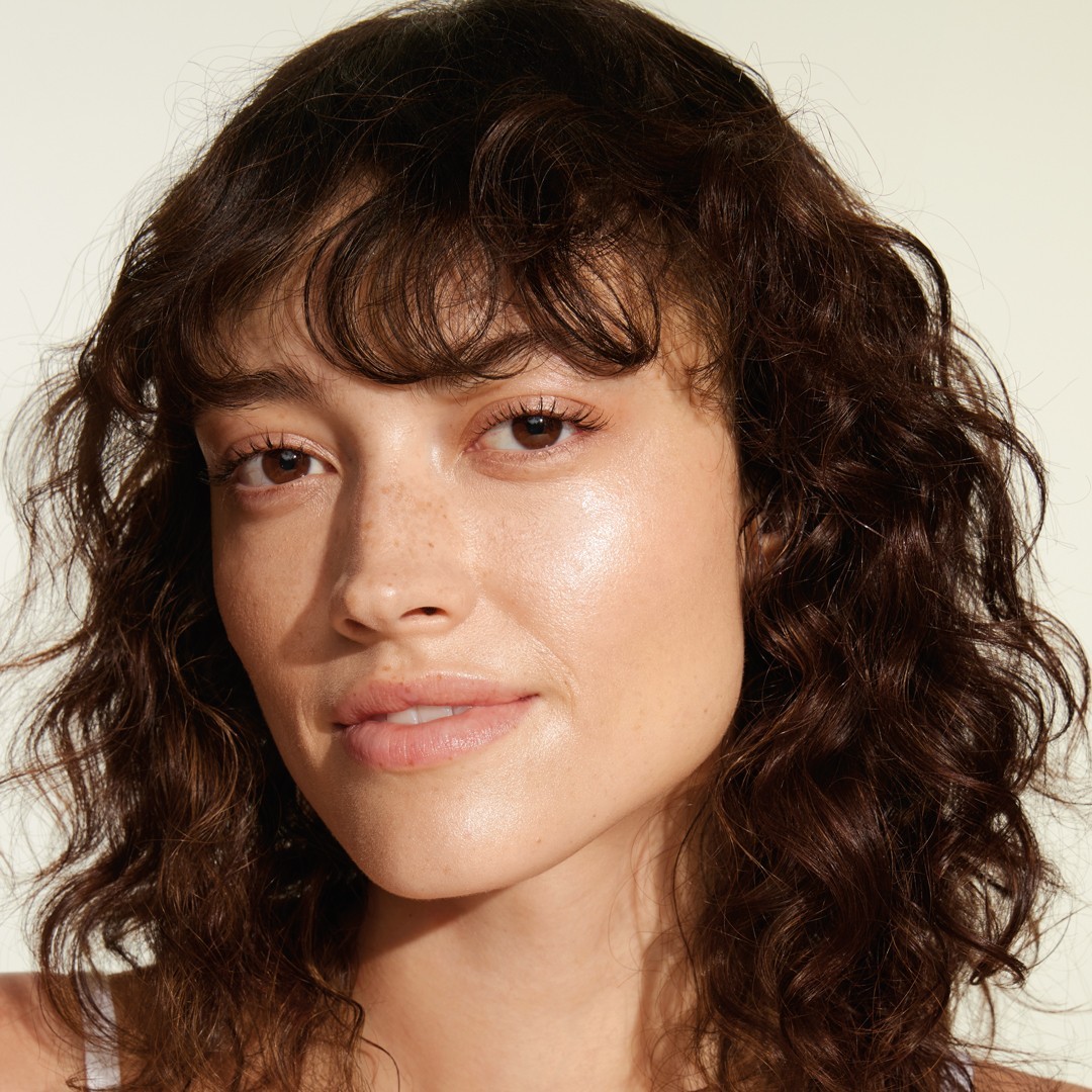 Glow-Boosting Moisture Pearl Glow