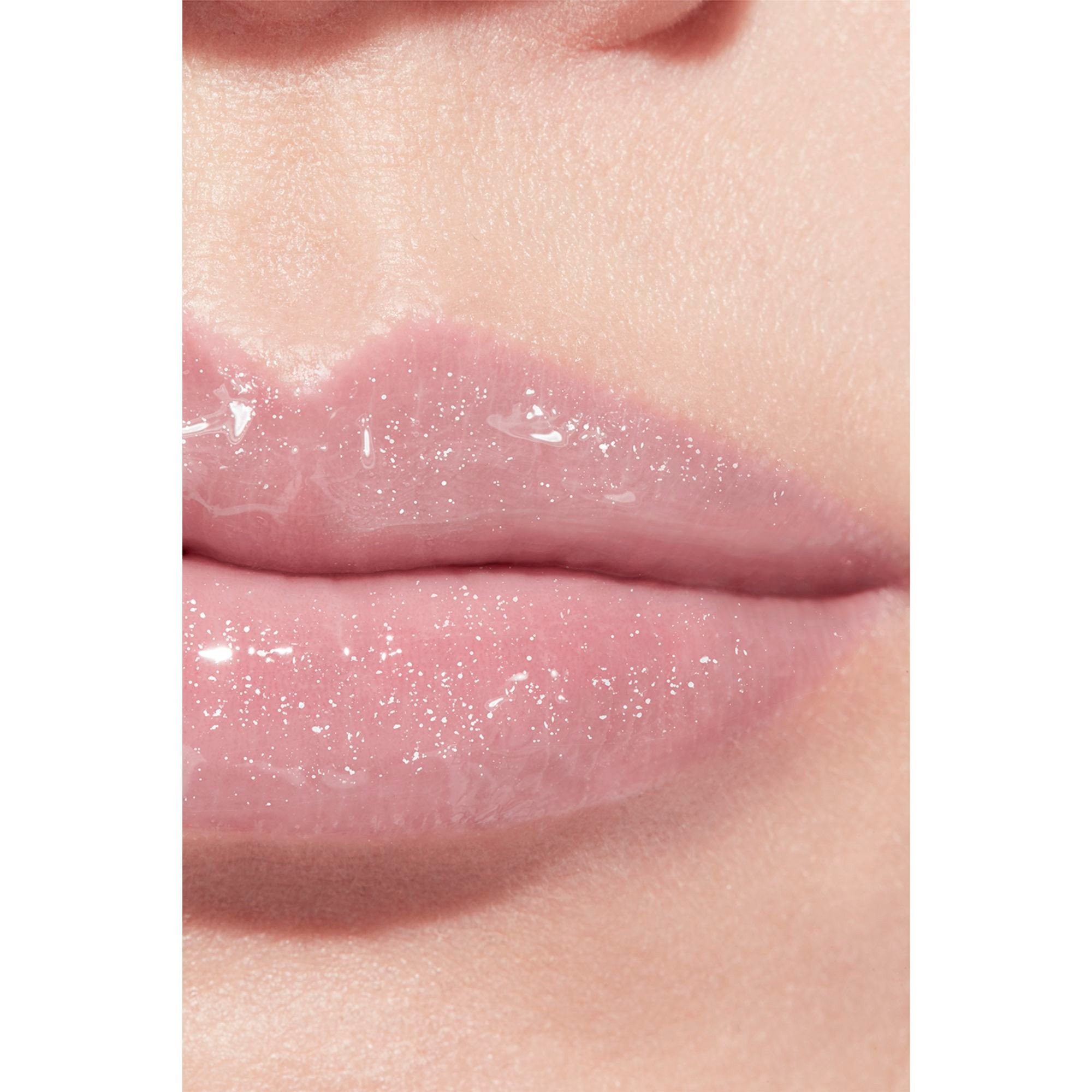 GLOSS DE ALTO BRILHO HIDRATANTE E SUAVIZANTE