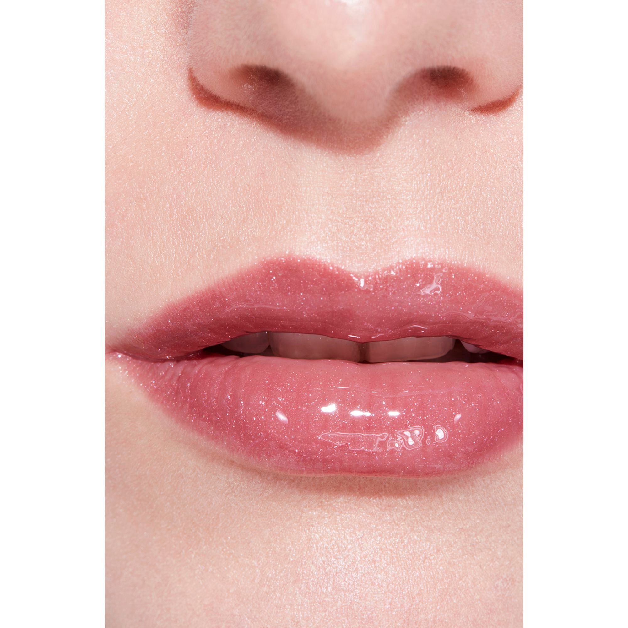 GLOSS DE ALTO BRILHO HIDRATANTE E SUAVIZANTE