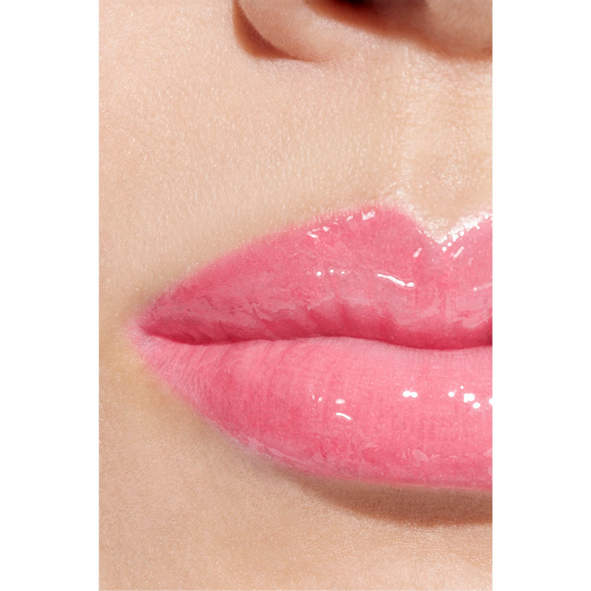 GLOSS DE ALTO BRILHO HIDRATANTE E SUAVIZANTE