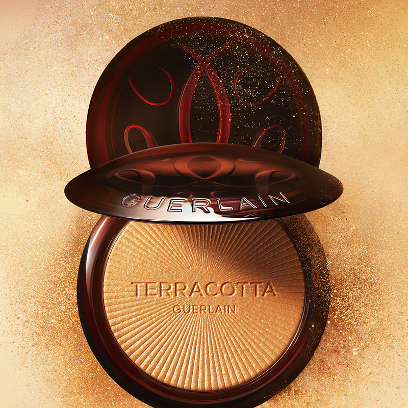 Terracotta Luminizer Compact Powder