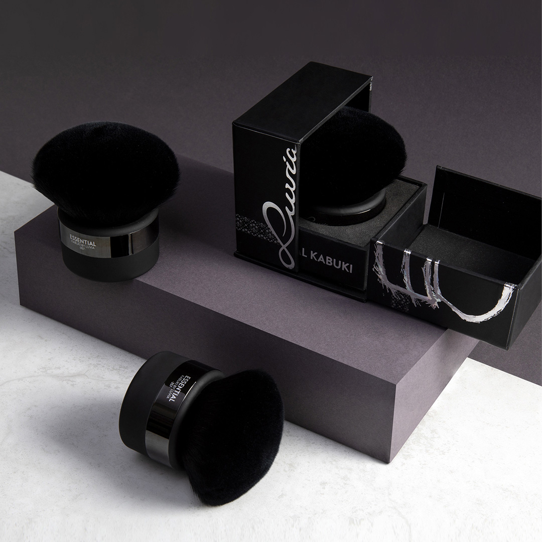 Make Up Brush Black
