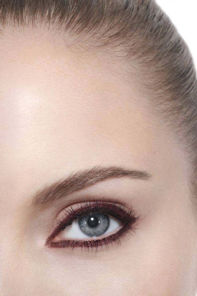LAPIS CONTORNO DE OLHOS, LINER E KHÔL LONGA DURAÇÃO