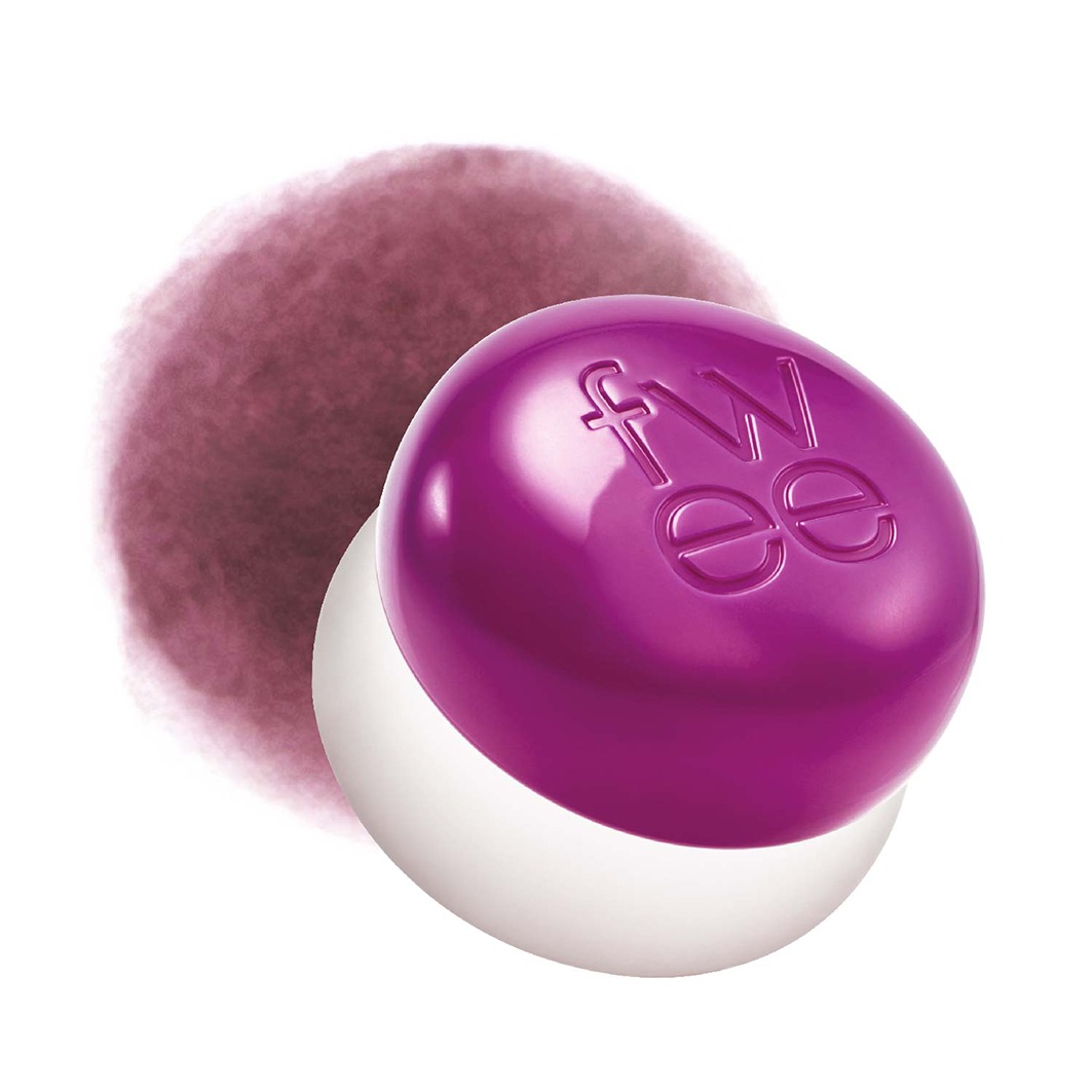 Lip Cheek