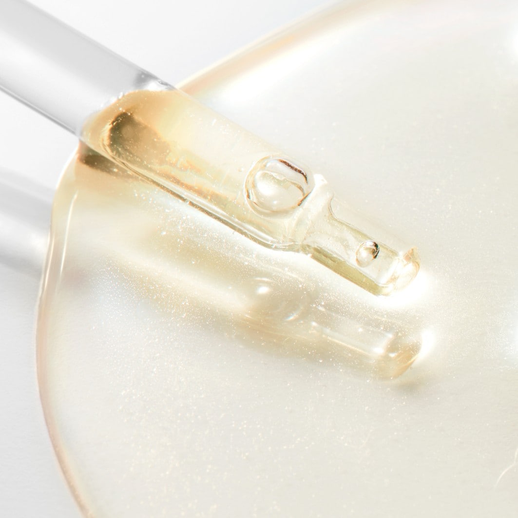 Glow-Boosting Serum