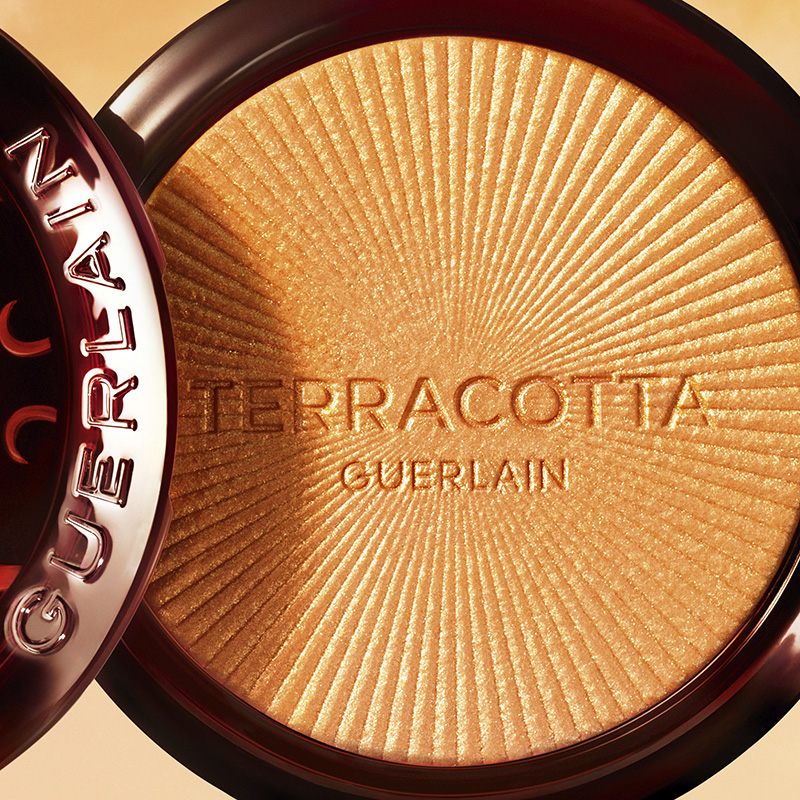 Terracotta Luminizer Compact Powder
