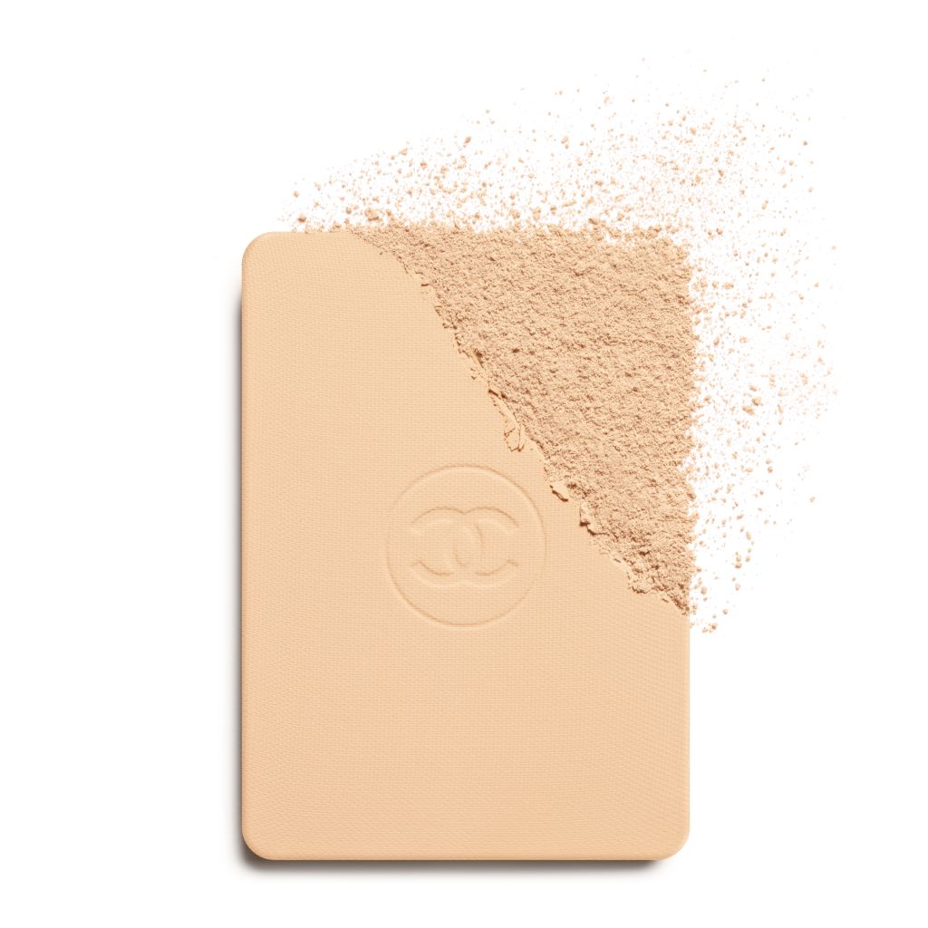 BASE COMPACTA LONGA DURAÇÃO ULTRA CONFORTO  ACABAMENTO SEM IMPERFEIÇÕES
