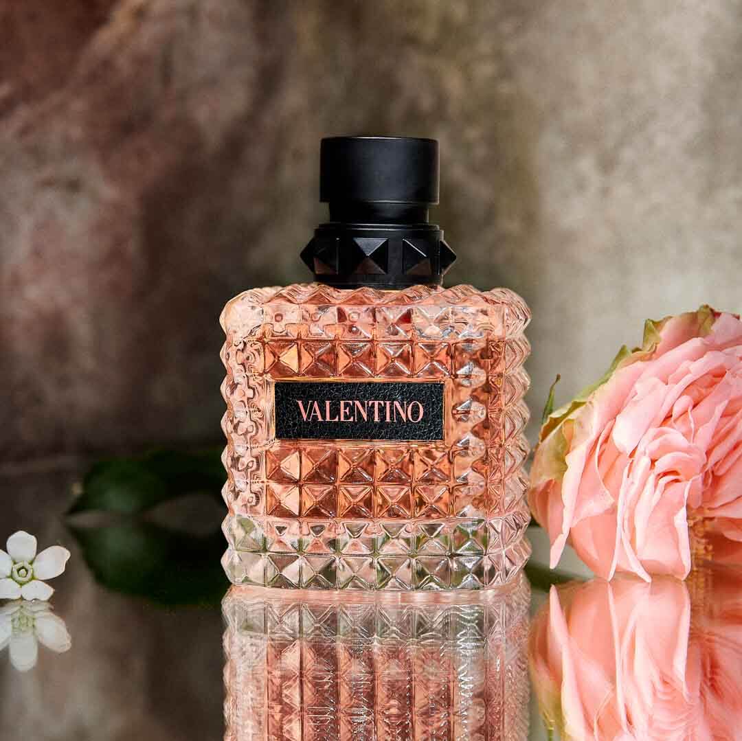 Donna Born In Roma Coral Fantasy Edp Spray