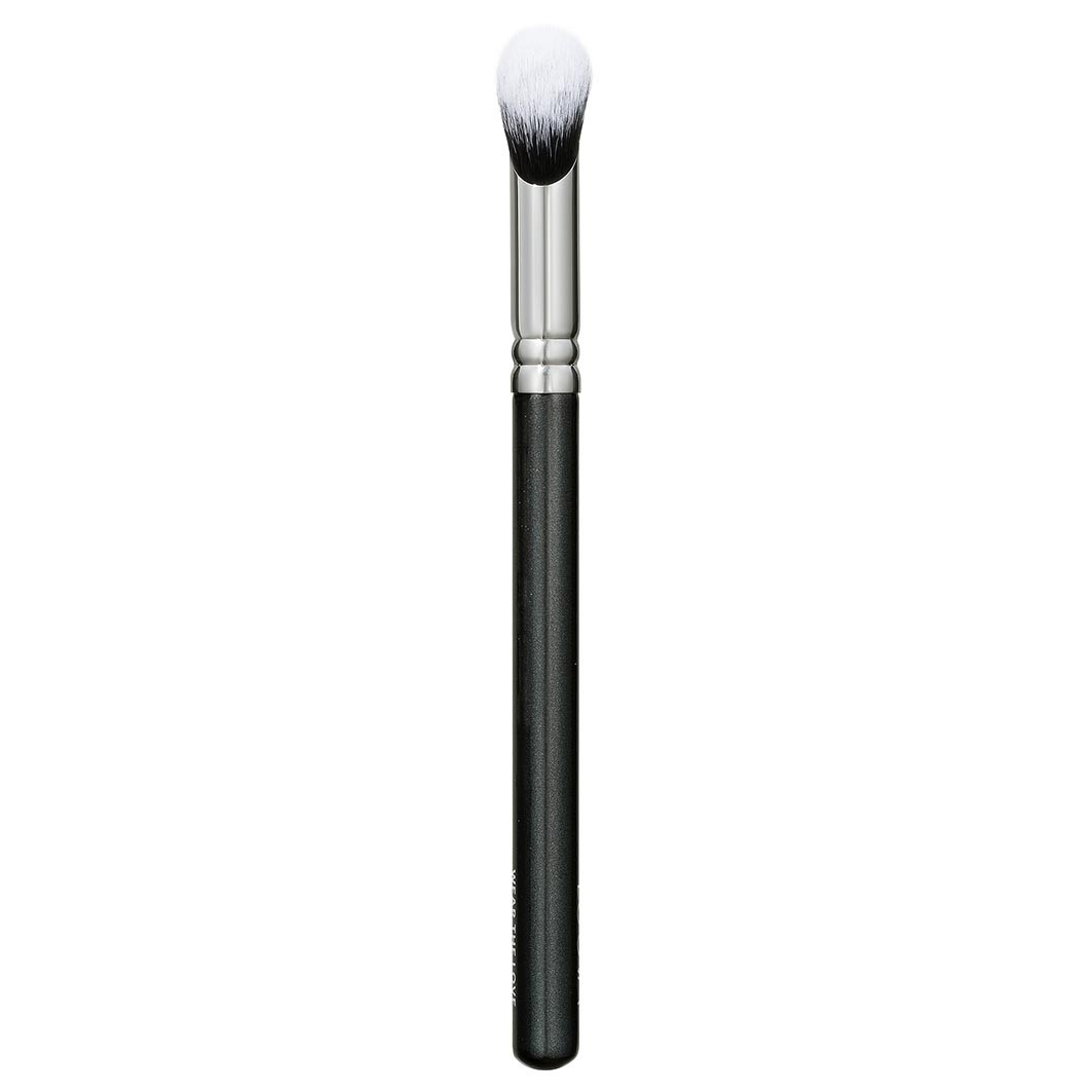 146 Concealer Touch & Blend