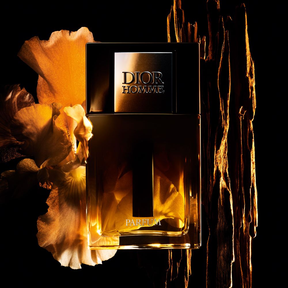 Dior Homme Parfum  - Perfume - notas ambaradas, amadeiradas e florais