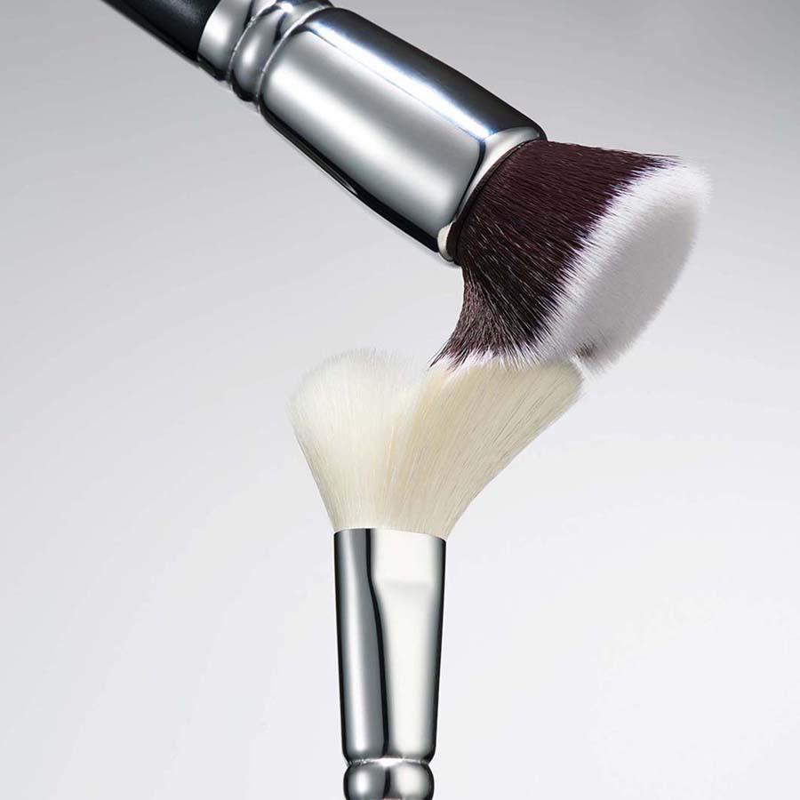 Face Brushes 127 Blush & Contour