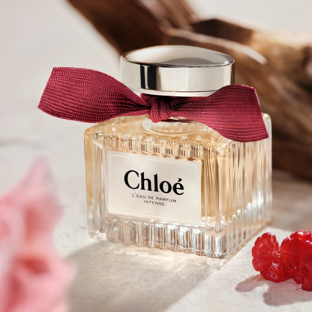 Signature Eau de Parfum Spray Intense Refillable