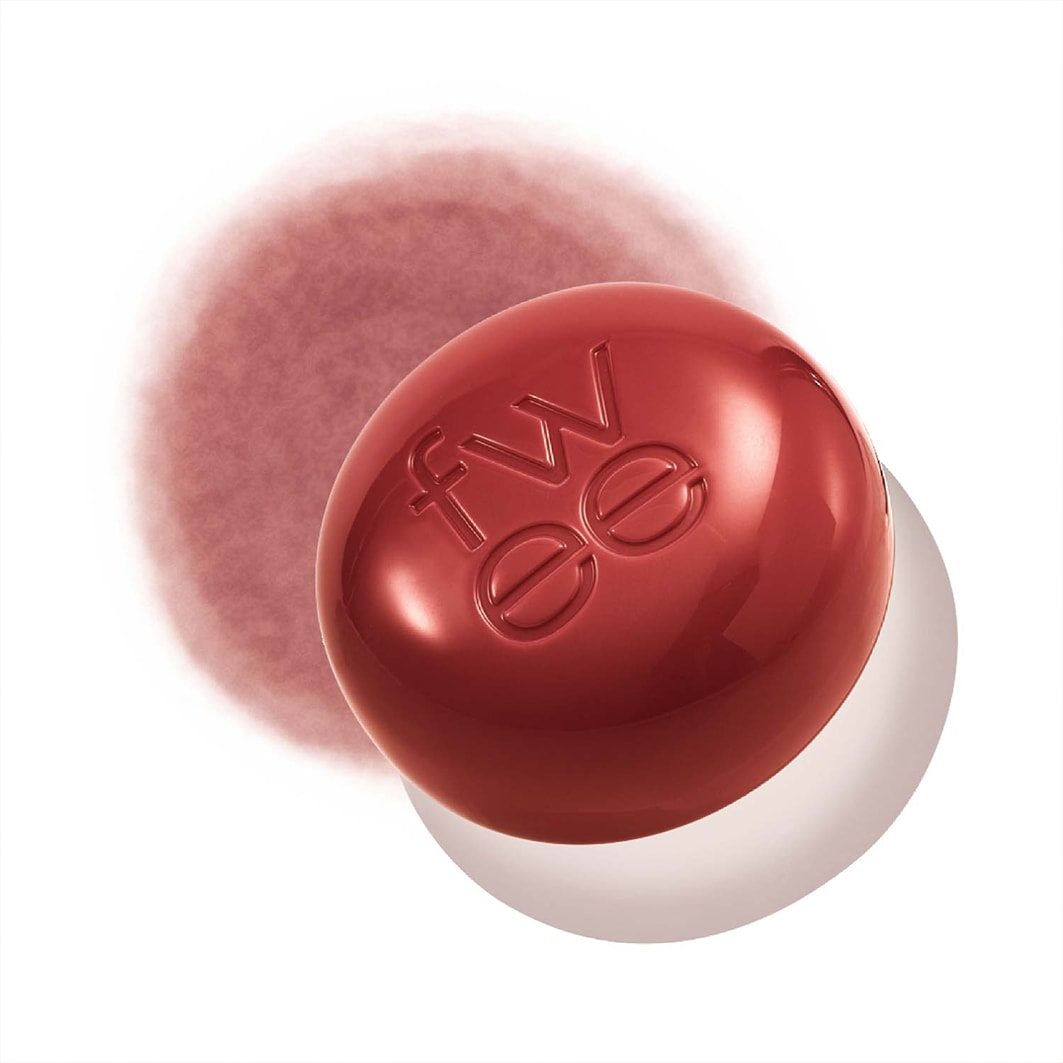 Lip Cheek