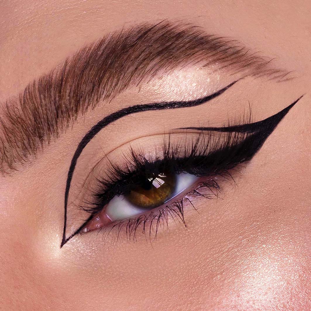 Eyes On Fleek Eyeliner Black