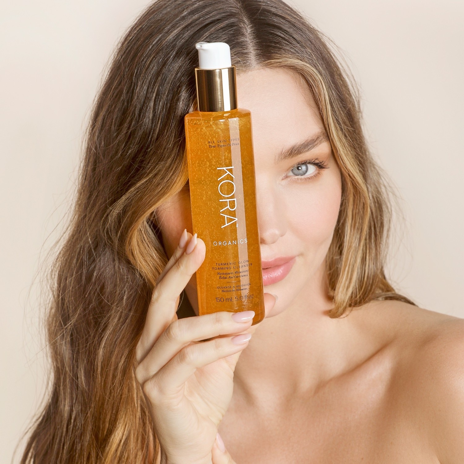 Tumeric Glow Foaming Cleanser