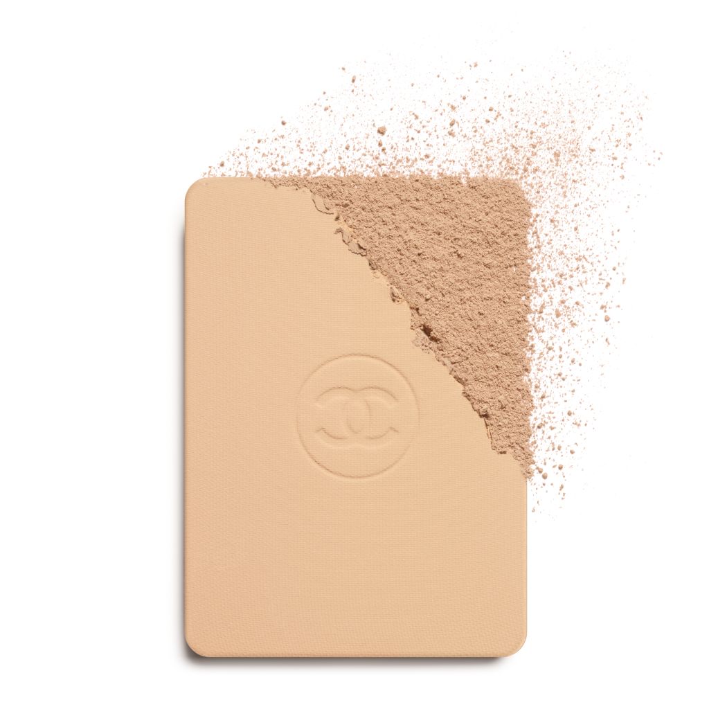 BASE COMPACTA LONGA DURAÇÃO ULTRA CONFORTO  ACABAMENTO SEM IMPERFEIÇÕES