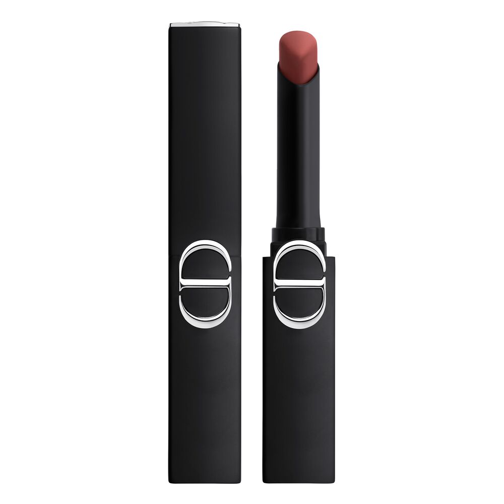 Rouge Dior On Stage 
Batom de longa duração - 24h sem transferência - acabamento mate
