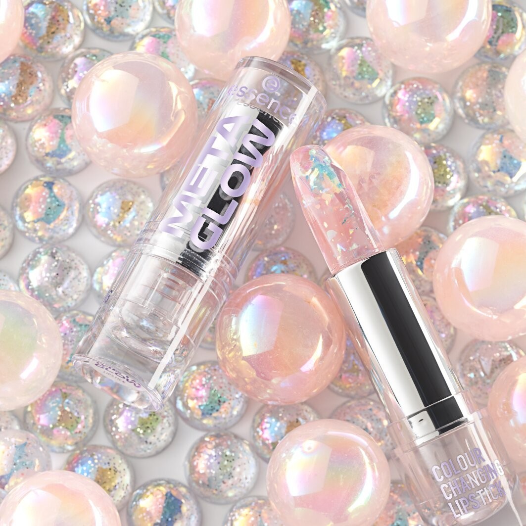 Colour Changing Lipstick