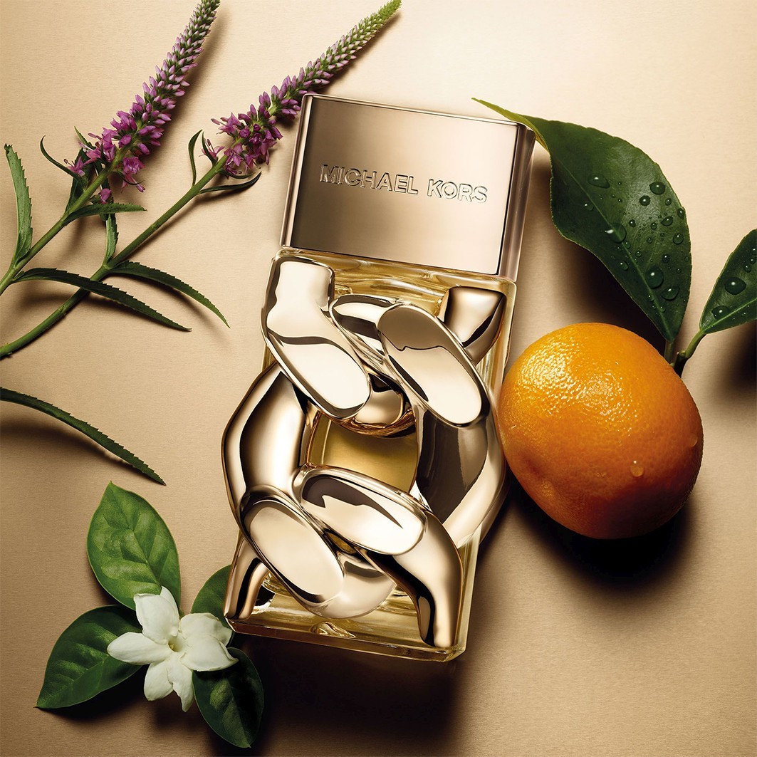Pour Femme Eau de Parfum Spray