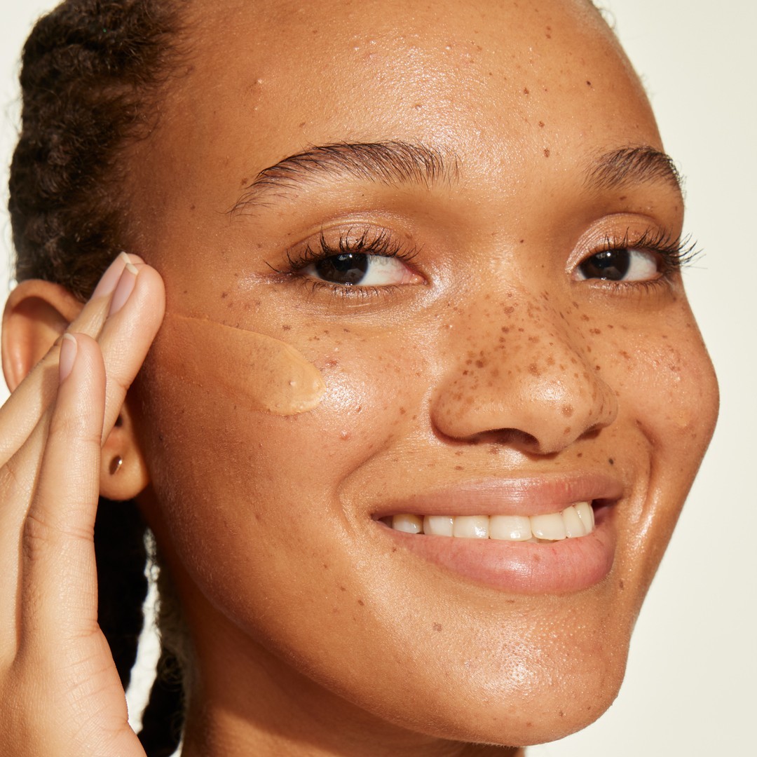 Glow-Boosting Moisture Bronze Glow