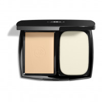 CHANEL BASE COMPACTA PERFEIÇÃO LONGA DURAÇÃO ACABAMENTO MATE LUMINOSO - SPF 15 CHANEL BASE COMPACTA PERFEIÇÃO LONGA DURAÇÃO ACABAMENTO MATE LUMINOSO - SPF 15
