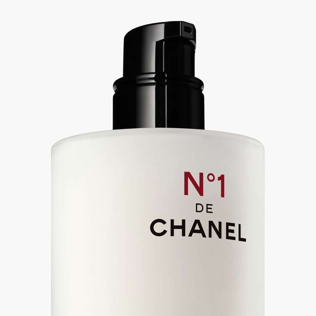 CHANEL N°1 DE CHANEL LOÇÃO ESSÊNCIA REVITALIZANTE | DOUGLAS