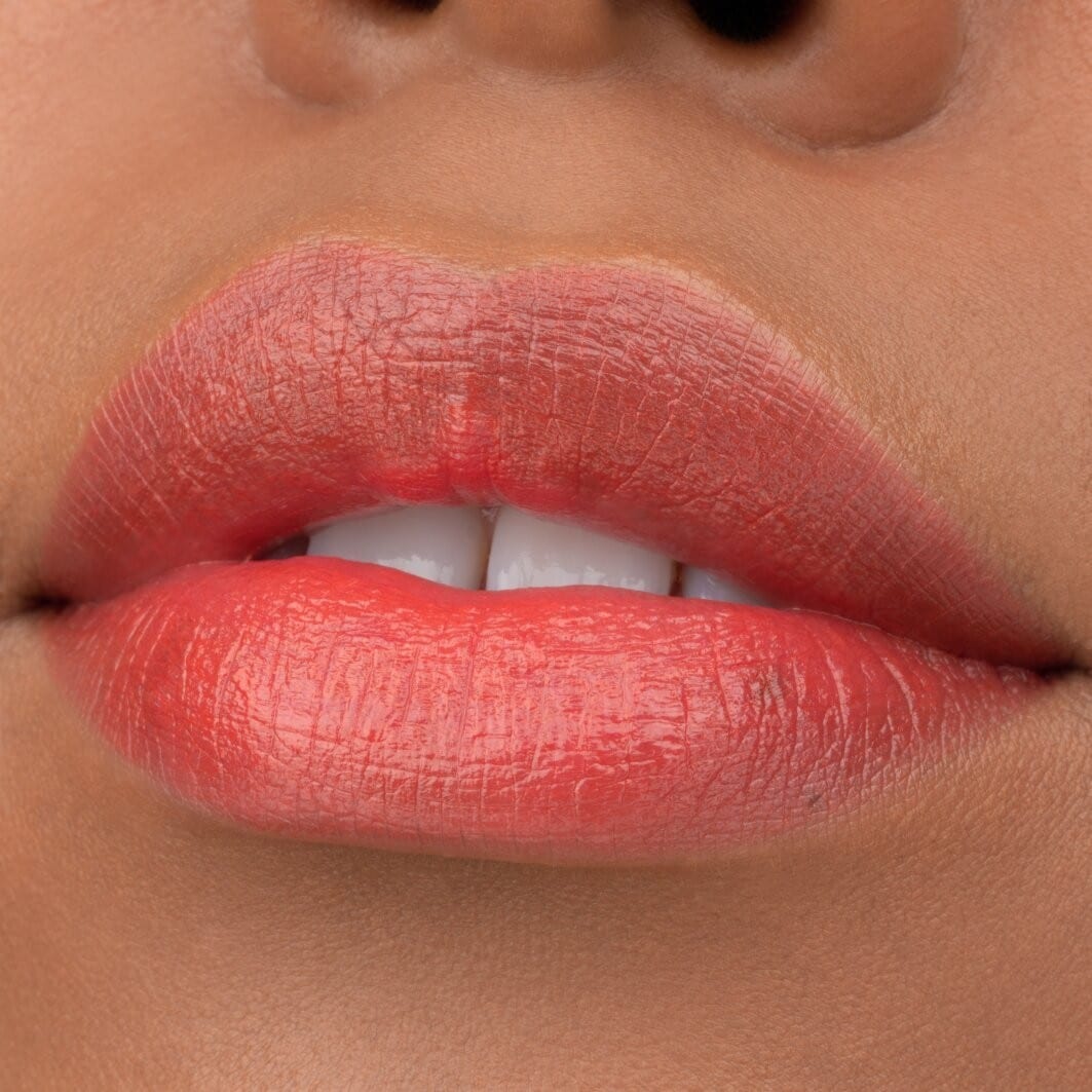 ESSENCE Hydrating Lip Tint DOUGLAS