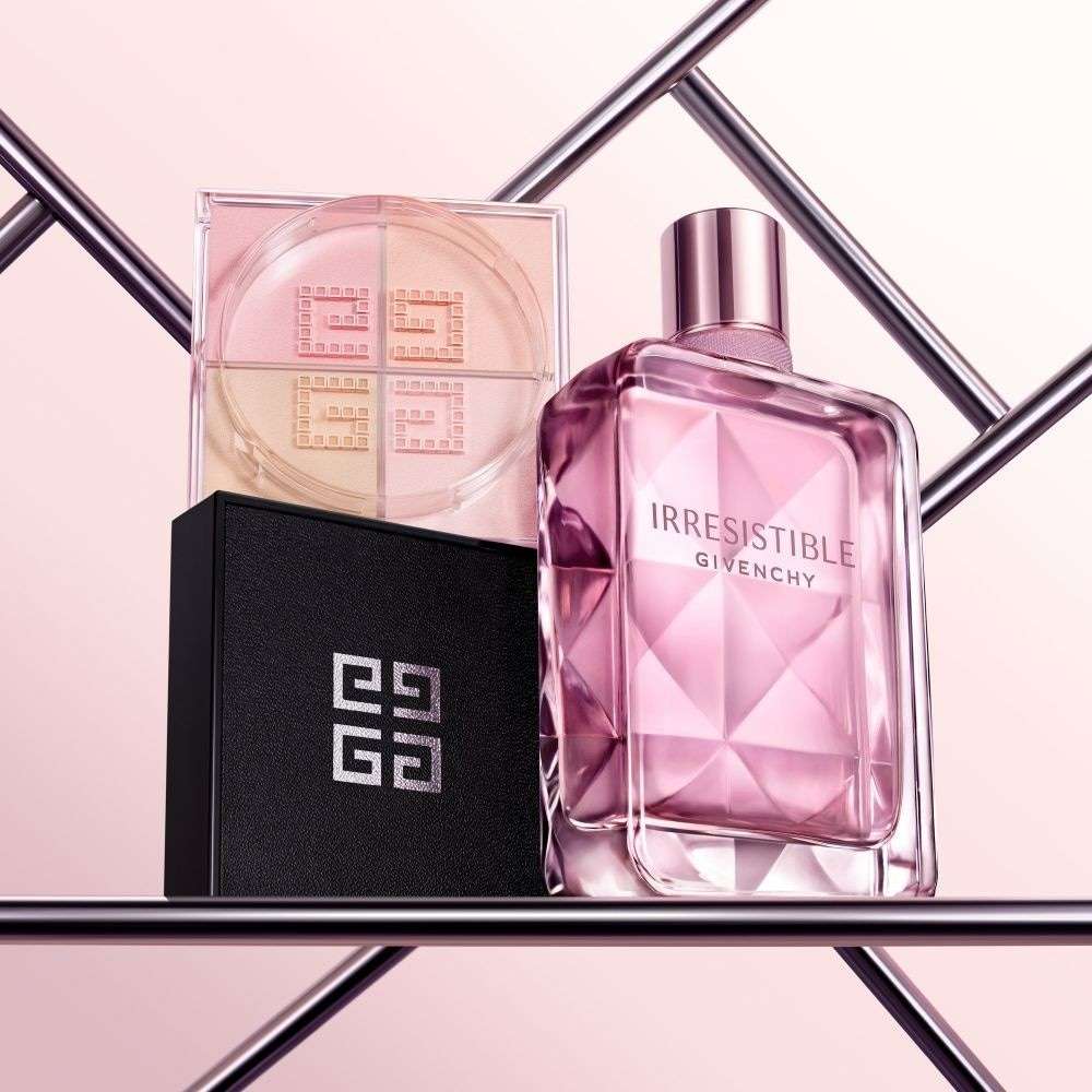 Givenchy Irresistible Very Floral Eau de Parfum Spray DOUGLAS