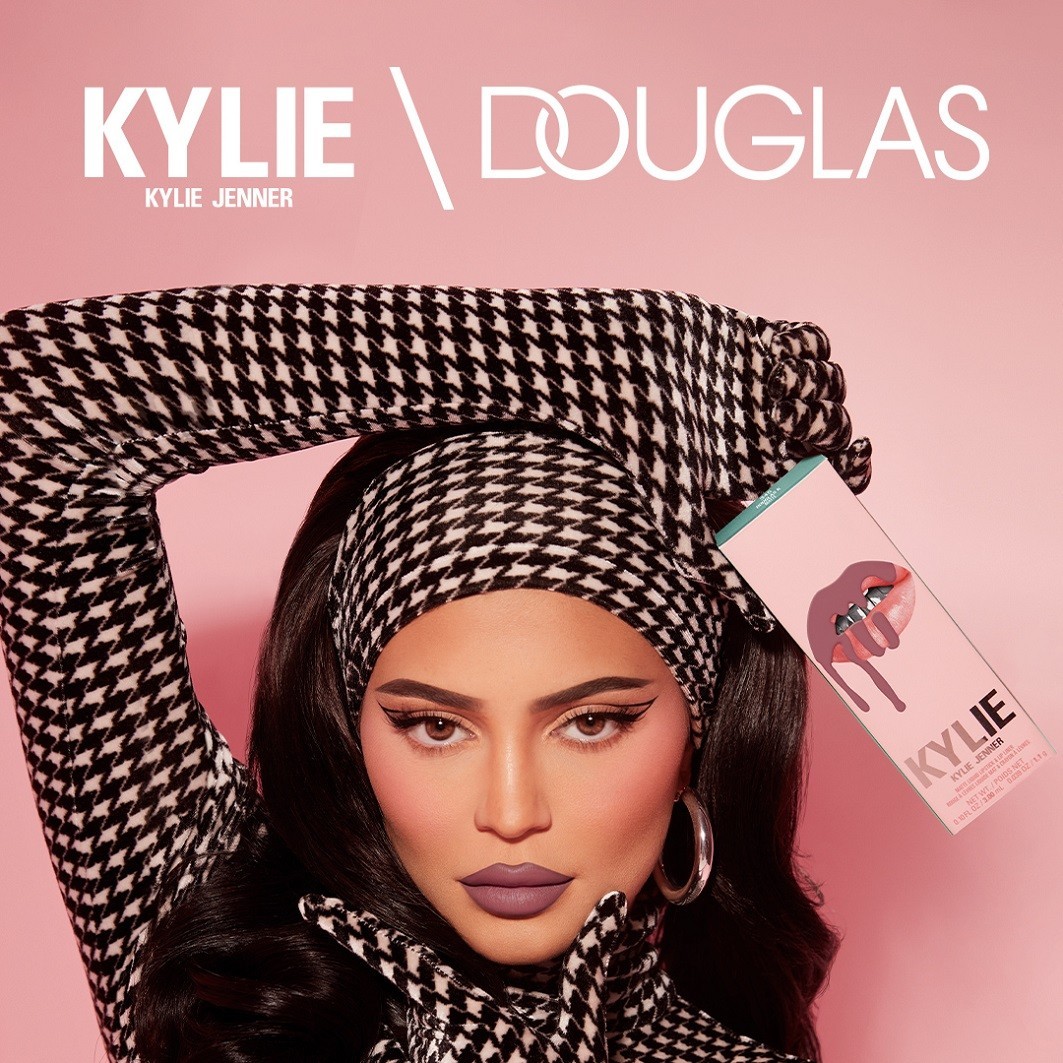 Kylie Cosmetics Matte Lip Kit - 345 - Douglas K | DOUGLAS