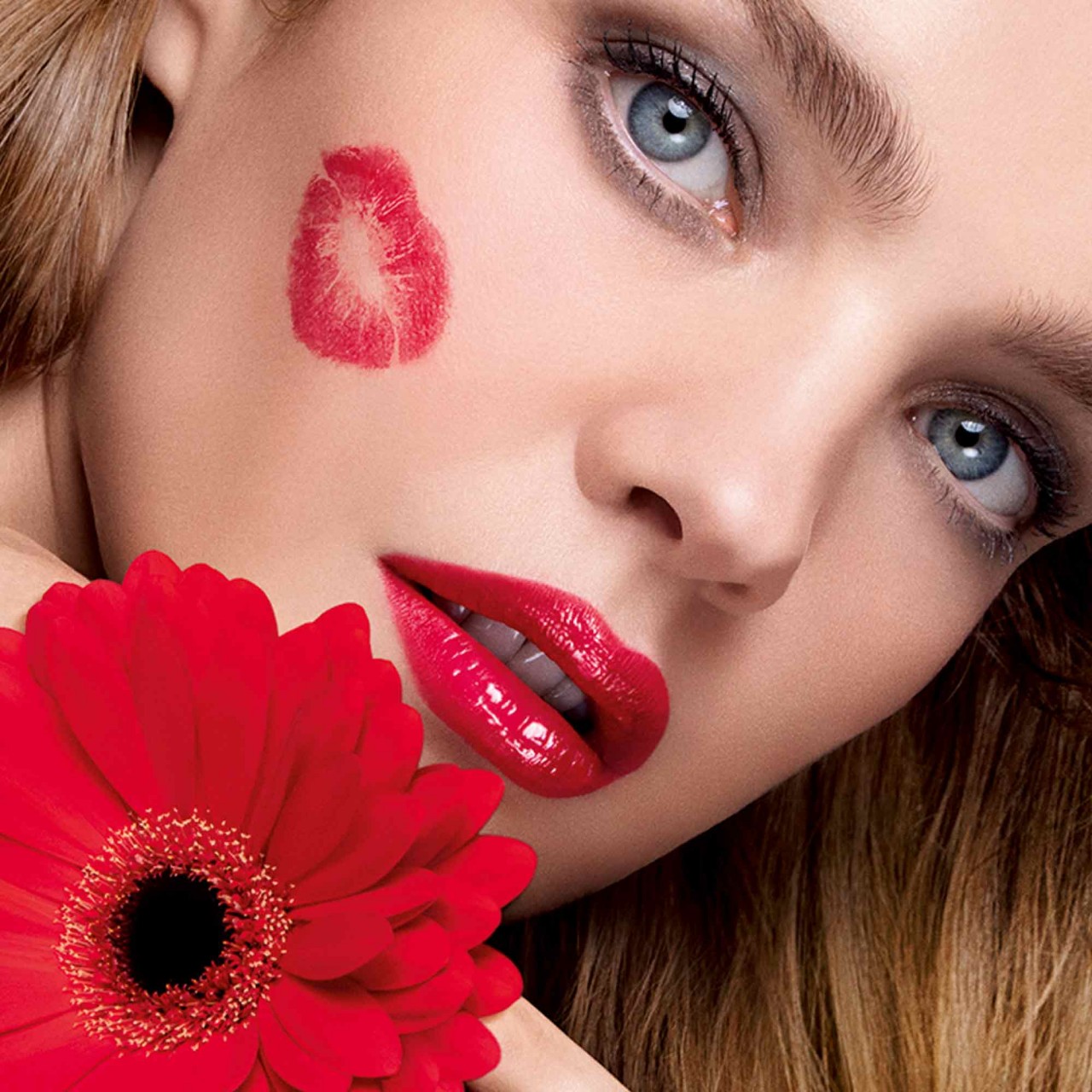 Guerlain - Kiss Kiss Shine Bloom -  519 - Floral Brick